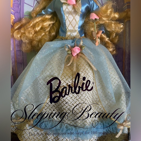 *Sleeping Beauty Limited Edition Barbie made in 1997 - Picture 4 of 7